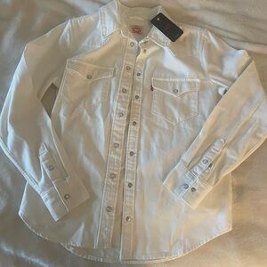 Levi’s button up white shirt size: XS